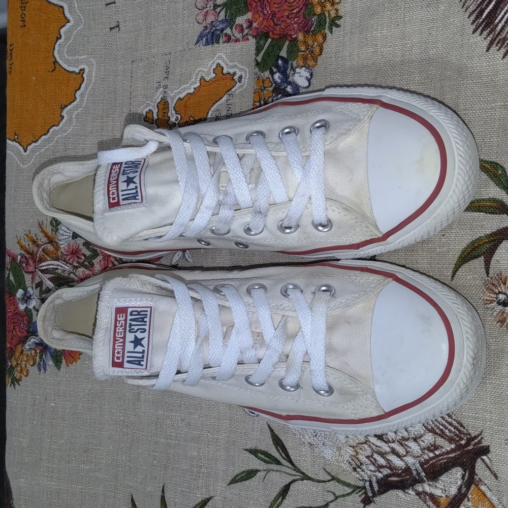 Converse Chuck Taylor All Star Sneaker W7652 Low Top Optical White Women's US 9